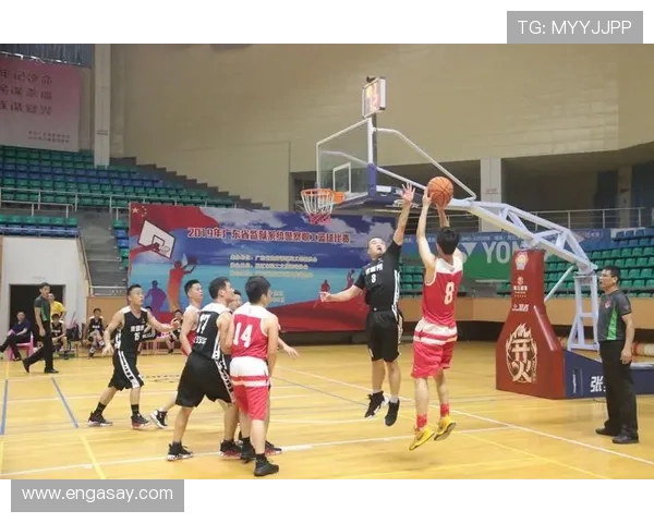 篮球比赛要点全面解析 技术战术攻防策略关键解析 - 副本 - 副本 (4) - 副本