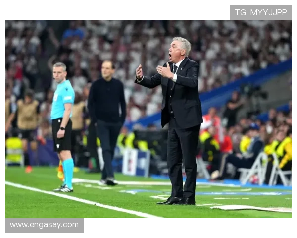 维尼修斯个人突破展现华丽技巧带领球队走向胜利的新篇章