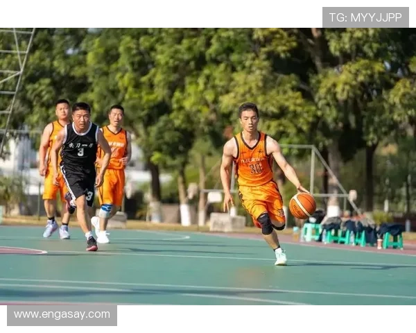 绝境翻盘热血沸腾的篮球大逆转传奇之夜震撼全场点燃梦想与荣耀篇章 - 副本 - 副本 - 副本