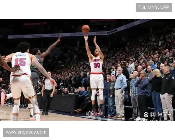 NBA季后赛激战正酣 热门球员表现分析与未来走势预测 - 副本 (2) - 副本
